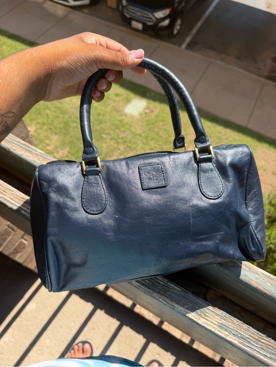 Handbags - Classic Women's Navy Leather Satchel - Unbranded